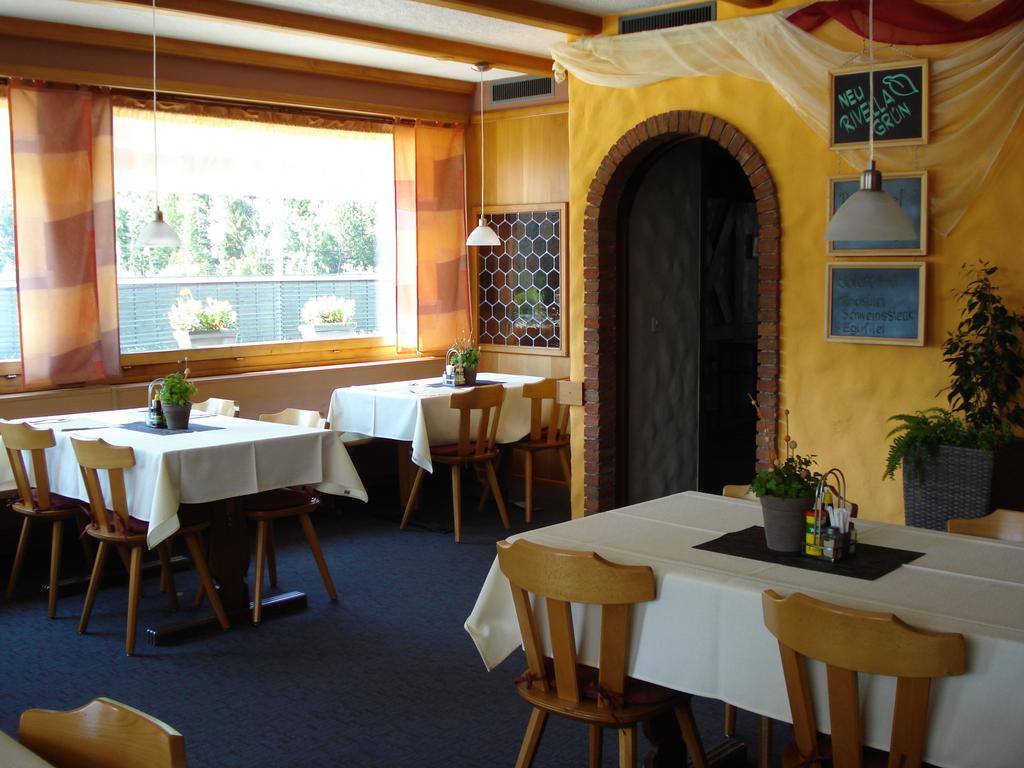 Hotel & Restaurant Bahnhof Reichenbach Reichenbach im Kandertal Extérieur photo