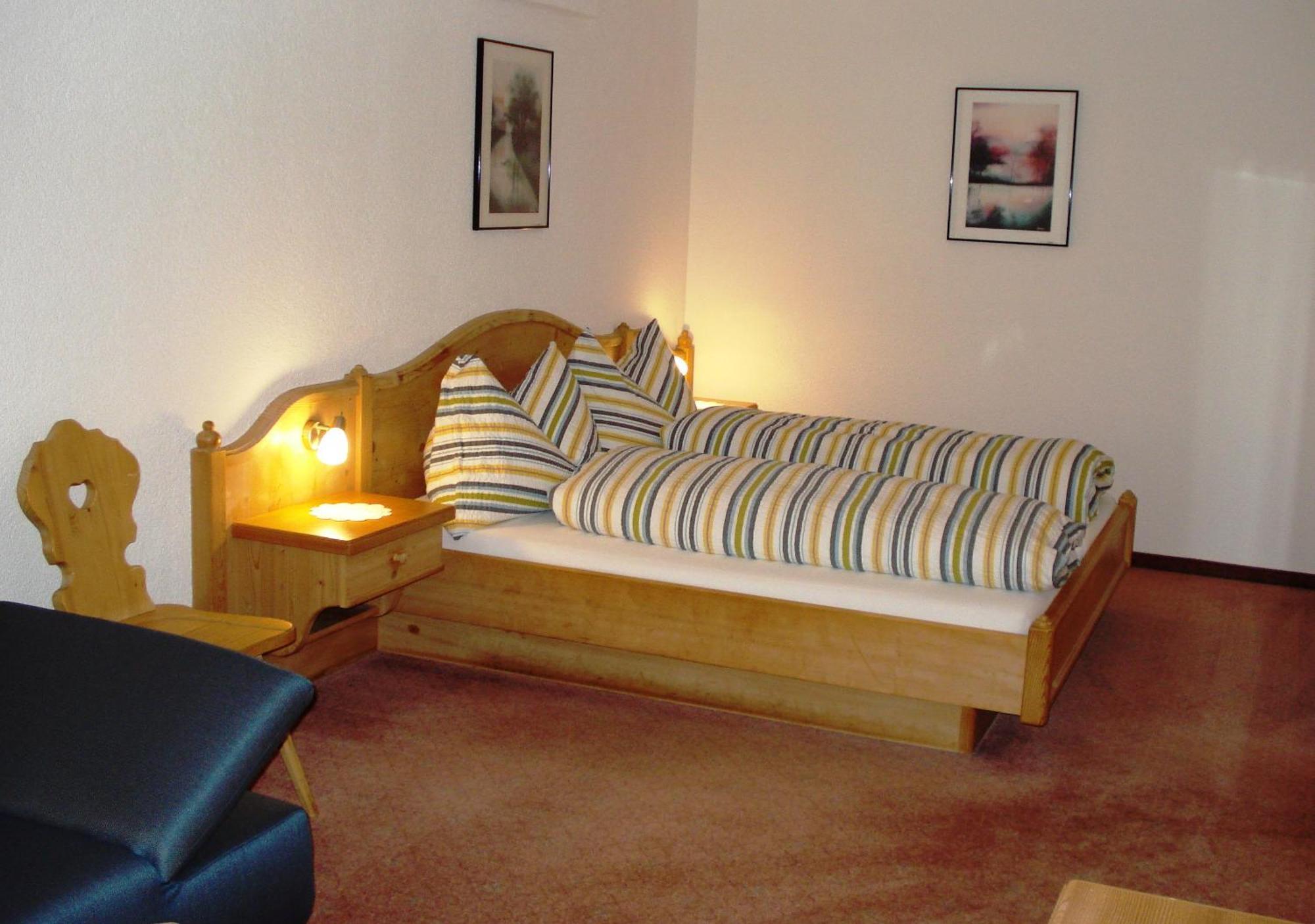 Hotel & Restaurant Bahnhof Reichenbach Reichenbach im Kandertal Extérieur photo