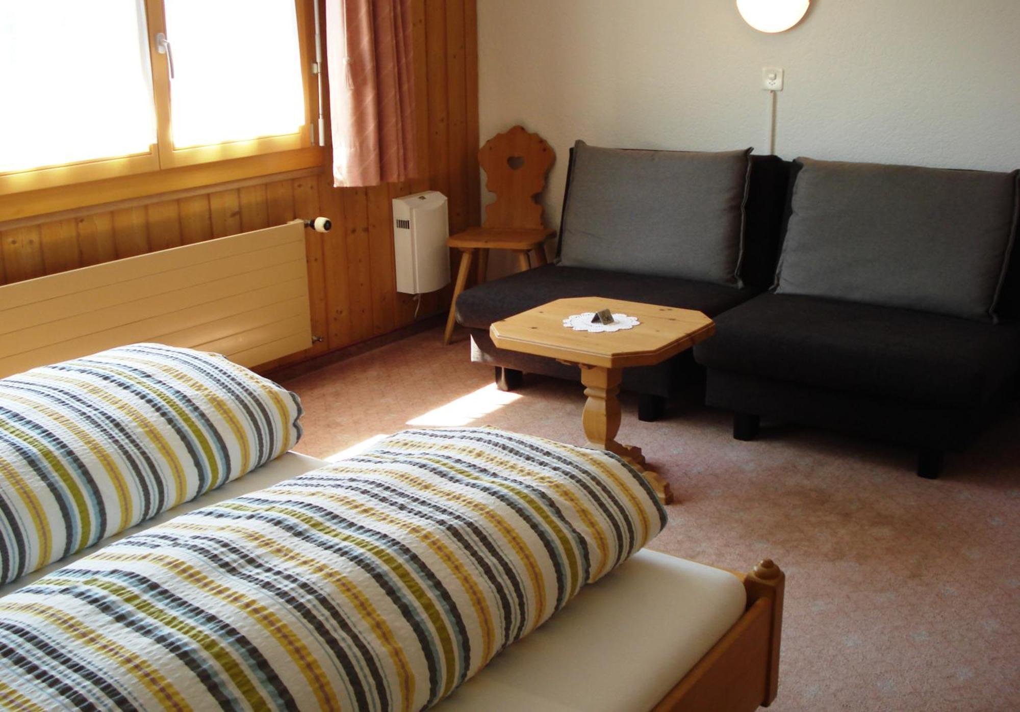 Hotel & Restaurant Bahnhof Reichenbach Reichenbach im Kandertal Extérieur photo